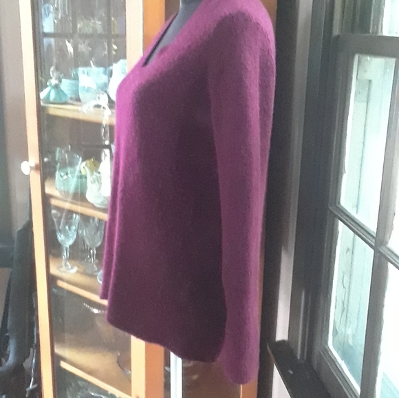 Size XS Banana Republic Maroon Burgundy V Neck Sweater Merino Wool Alpaca - Picture 4 of 15